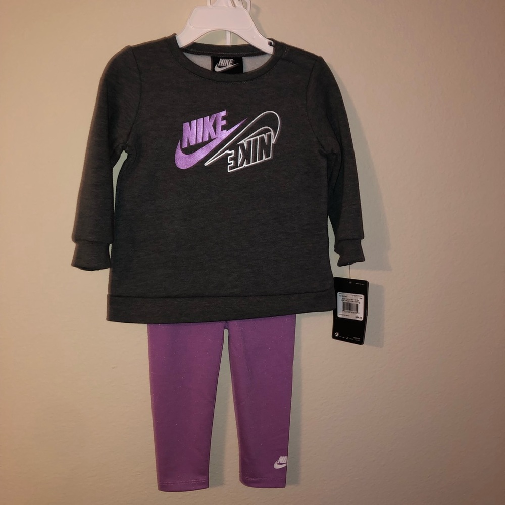 Nike Toddler Girl  Sweatshirt & Legging Set  Gray & Lavender 18 Months